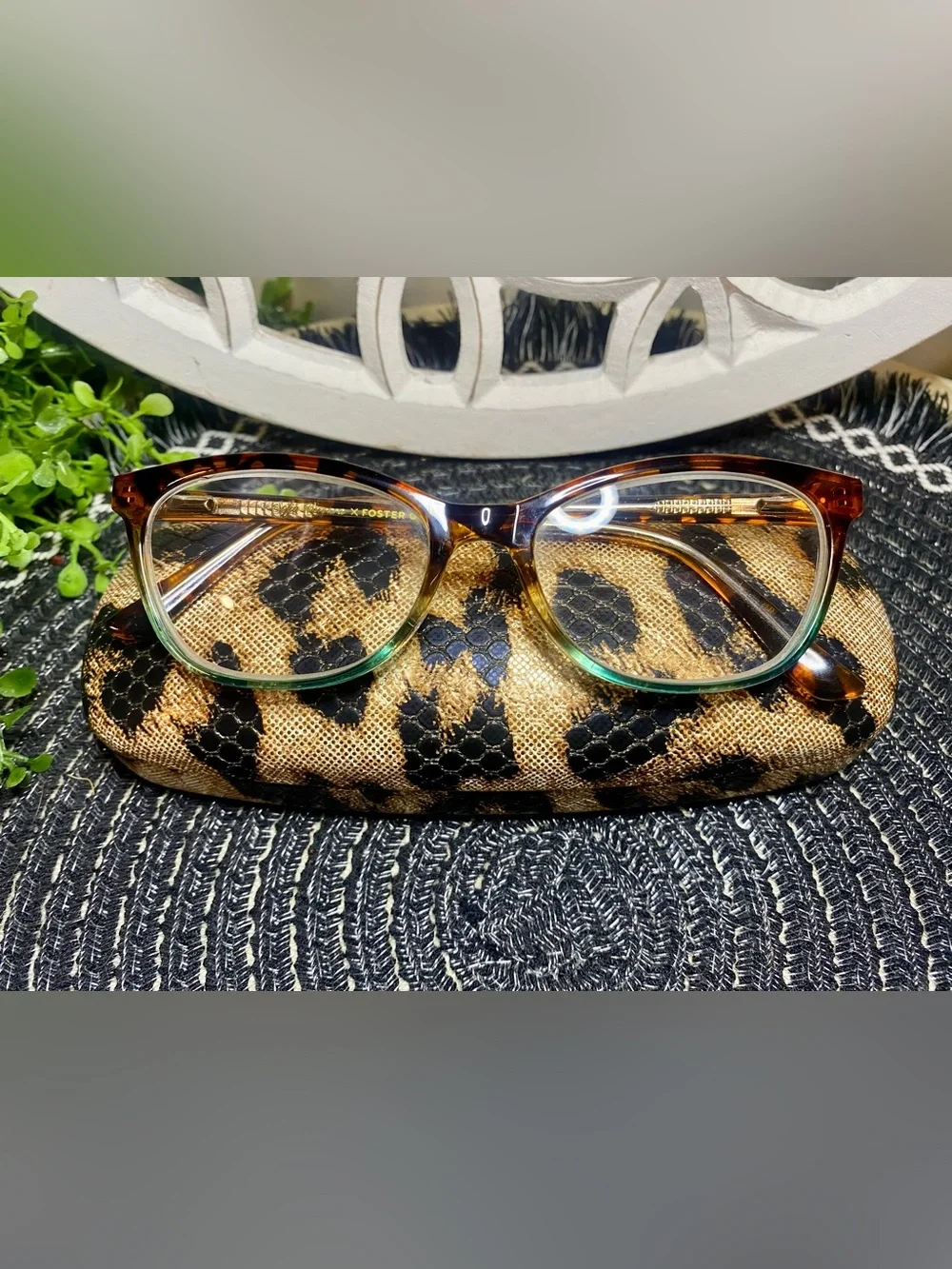 Foster Grant Sofia Vergara Leopard‎ Glasses W/ Case (Selling As Frames Only)